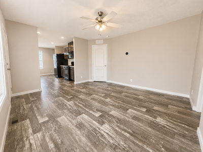 Photo 3 of 33 of home located at 12556 Margaret Court #287 Romeo, MI 48065
