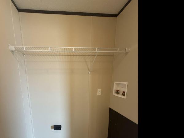 2016 ADVENTURE 1676-2-M  Home