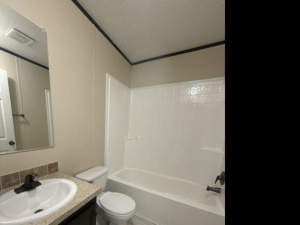 2016 ADVENTURE 1676-2-M  Home
