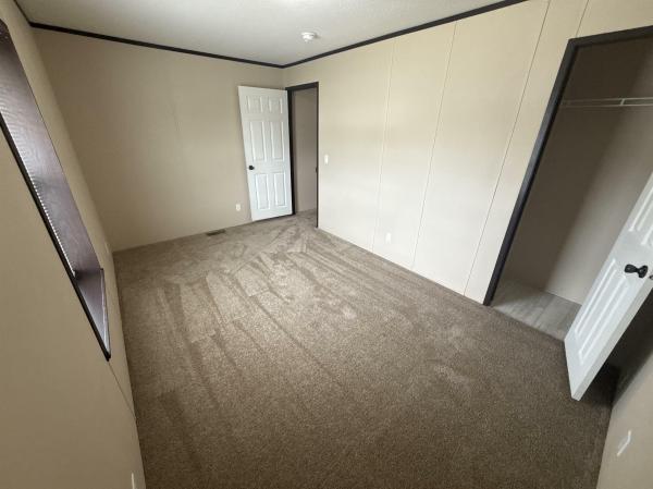 2016 ADVENTURE 1676-2-M  Home