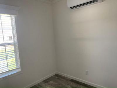 Photo 5 of 9 of home located at 16731 Us-301 #20 Dade City, FL 33523