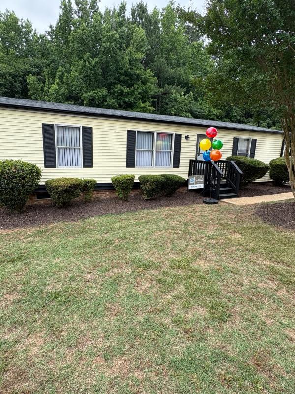  Mobile Home For Sale