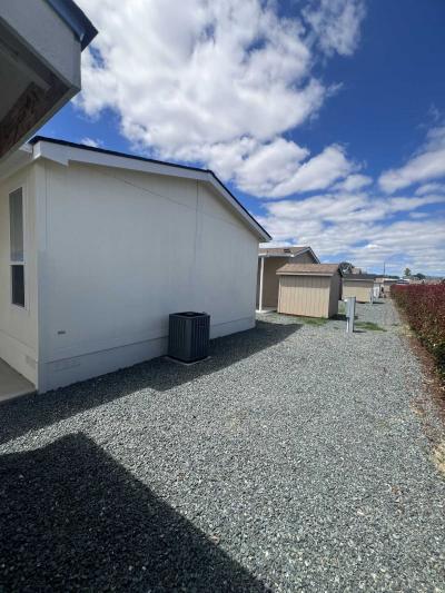 Photo 3 of 24 of home located at 3555 S. Pacific Hwy Medford, OR 97501