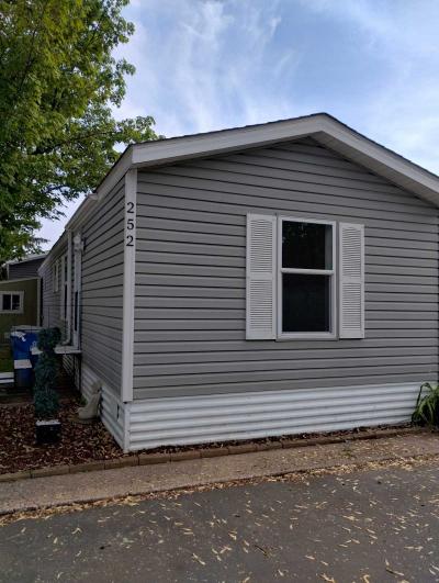 Mobile Home at 252 Baldwin Cir Lino Lakes, MN 55014
