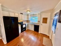 1982 PALM Manufactured Home