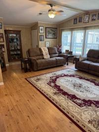 1985 Palm Harbor Manufactured Home