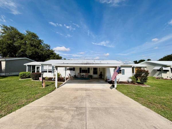 Photo 1 of 2 of home located at 714 Sutton St Lady Lake, FL 32159