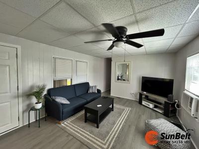 Photo 5 of 30 of home located at 2815 N Pine Avenue Lot 12 Ocala, FL 34474