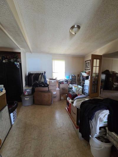 Photo 4 of 10 of home located at 587 Ninebark Wixom, MI 48393
