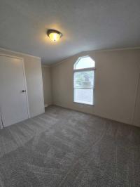 2000 Skyline Manufactured Home