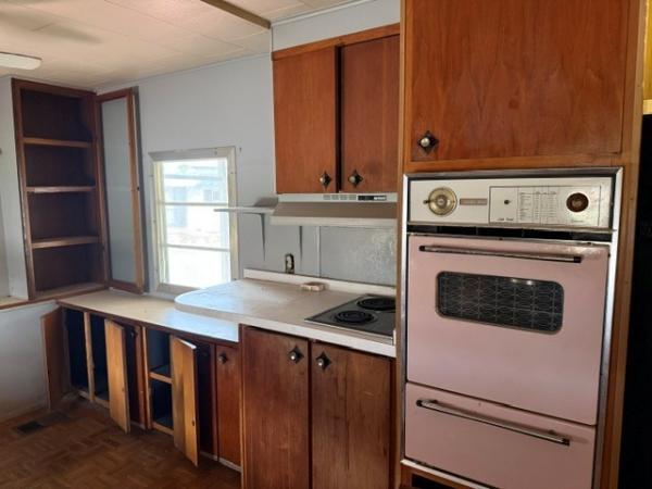 1963 VNDA Manufactured Home