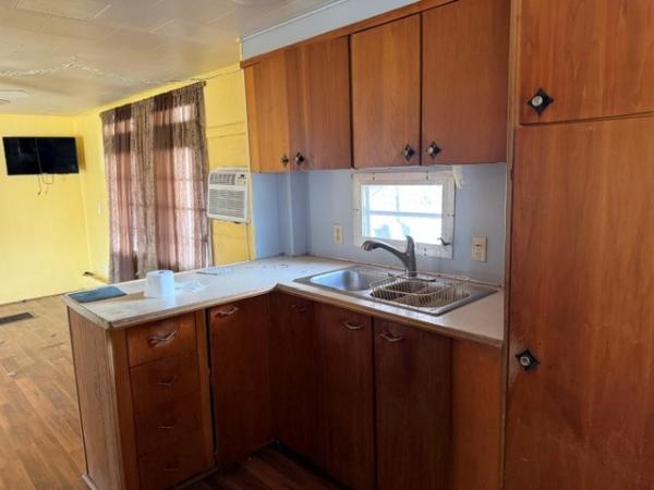 1963 VNDA Manufactured Home