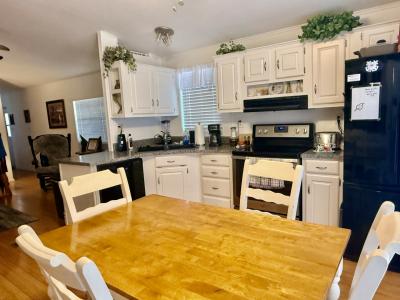 Photo 4 of 14 of home located at 2208 W Baseline Avenue, #101 Apache Junction, AZ 85120