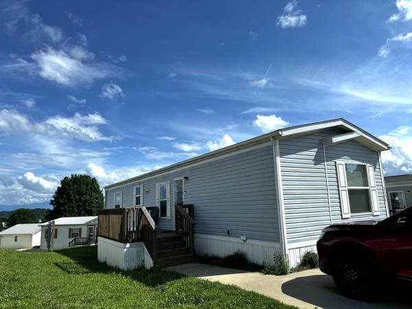 2021 Clayton Homes Inc Blazer Extreme Mobile Home