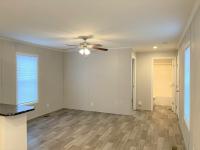 2021 Champion RA1660206 Mobile Home