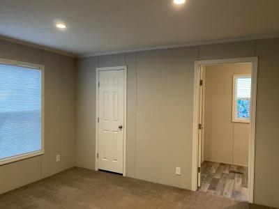 Photo 5 of 7 of home located at 2413 Loch Lomond Dr Highland, MI 48357