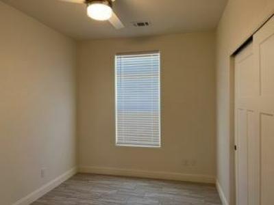 Photo 4 of 20 of home located at 2501 W Wickenburg Way Sp Lot 327 Wickenburg, AZ 85390