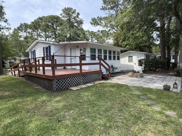 1977 CROS 4024 Mobile Home
