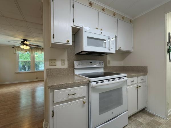 1977 CROS 4024 Mobile Home