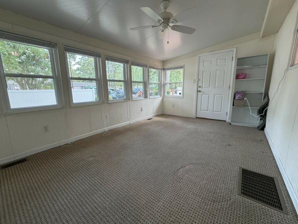 1977 CROS 4024 Mobile Home