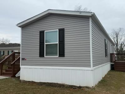 Mobile Home at 3616 Seville Ln Lot Sev3616 Louisville, TN 37777