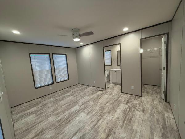 2023 Southern Energy Homes Price Buster Mobile Home