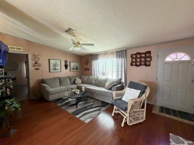 Photo 5 of 19 of home located at 121 Coachlight Court Sanford, FL 32773