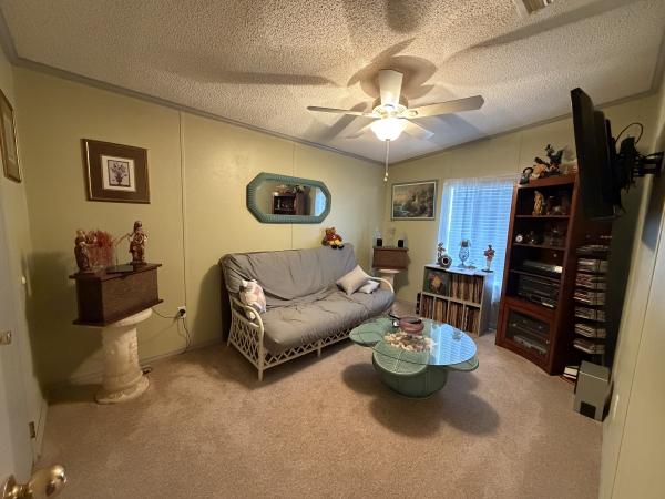 2003 Fleetwood 4564B Mobile Home