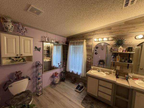 2003 Fleetwood 4564B Mobile Home