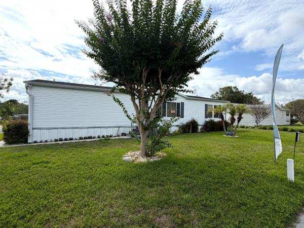 2003 Fleetwood 4564B Mobile Home
