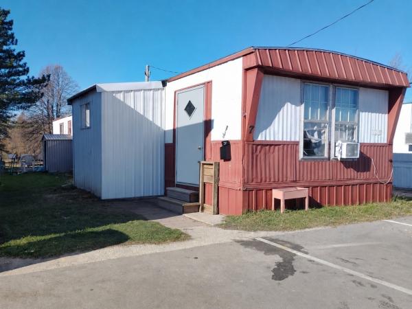 Photo 1 of 1 of home located at 927 Miller Street, Site # 7 Kewaunee, WI 54216