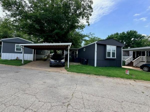 2000 CLAYTON SENSATION Mobile Home