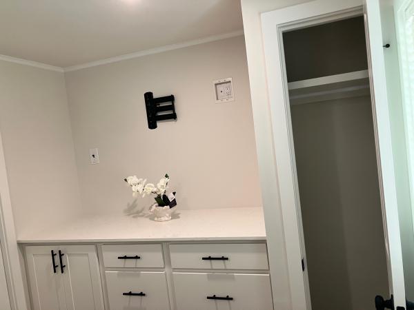2026 Great Outdoor Cottages Lifestyle 210-L Mobile Home