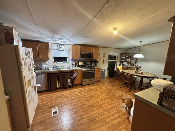 2005 Clayton Mobile Home