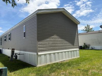 Photo 2 of 20 of home located at 1960 SE Four Seasons Dr. #153 Ankeny, IA 50021