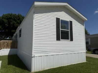 Photo 3 of 22 of home located at 1511 SE Summer Park Dr. #D31 Ankeny, IA 50021