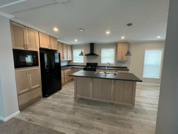 2024 Skyline 2LN610 (w/Porch) Mobile Home