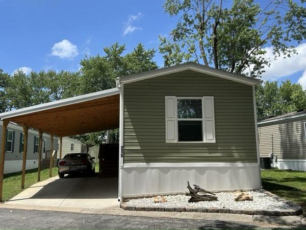 Photo 1 of 2 of home located at 3731 S. Glenstone Ave., #216 Springfield, MO 65804