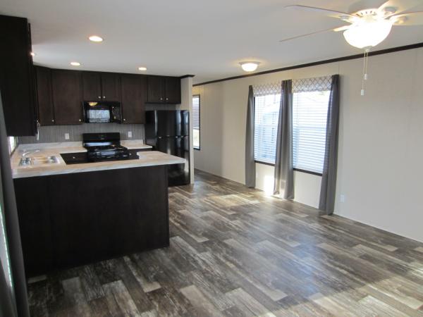 2022 Clayton 423 96PLH16763VH22  Home