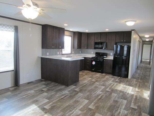 2022 Clayton 423 96PLH16763VH22  Home
