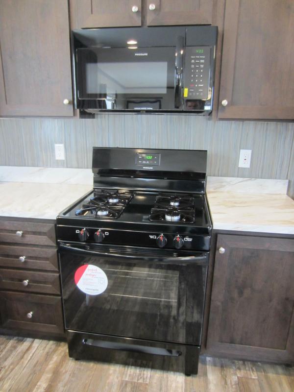 2022 Clayton 423 96PLH16763VH22  Home