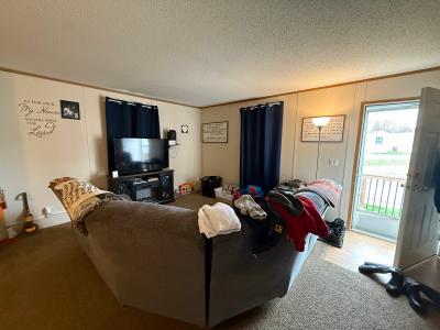 Mobile Home at 208 Country Club Blvd. Belleville, MI 48111