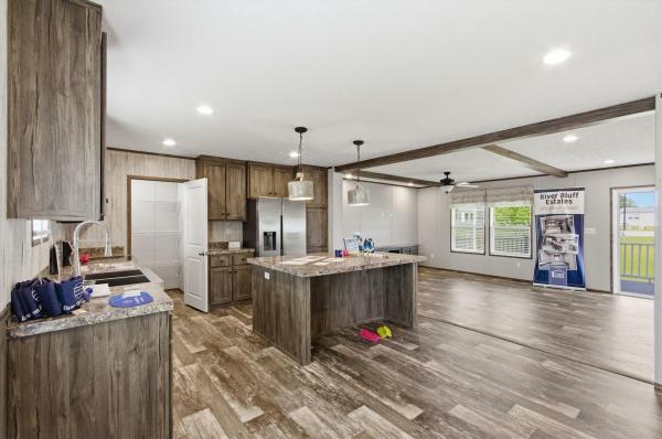2026 Clayton 82 Savannah Living  Home