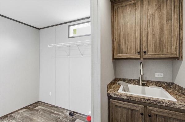 2026 Clayton 82 Savannah Living  Home