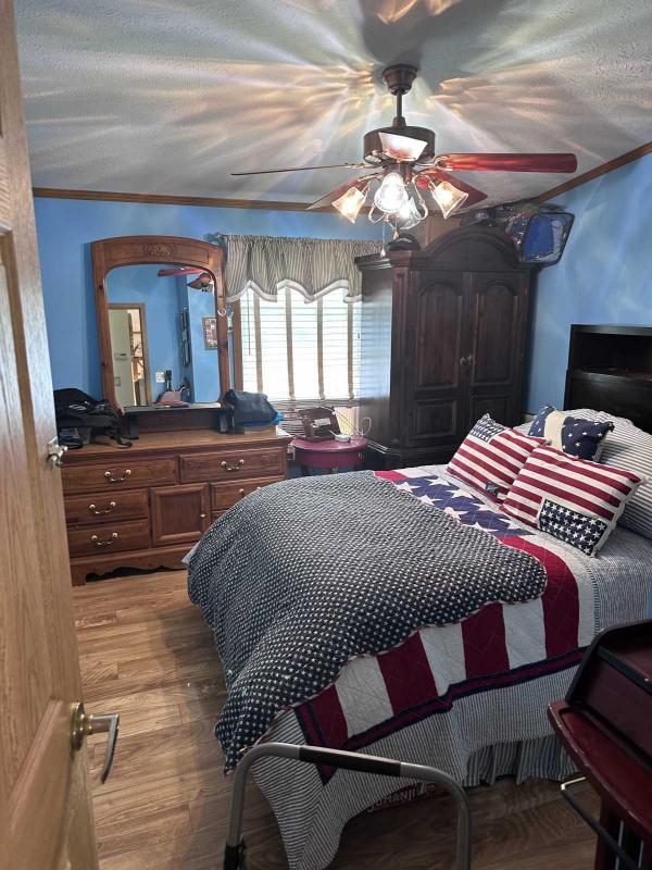 Skyline Oak Manor Manufactured Home