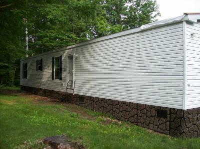 Mobile Home at 169 Susan Terrace Berkeley Springs, WV 25411