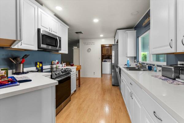 1980 GOLDENWEST Manufactured Home