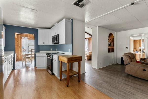 1980 GOLDENWEST Manufactured Home