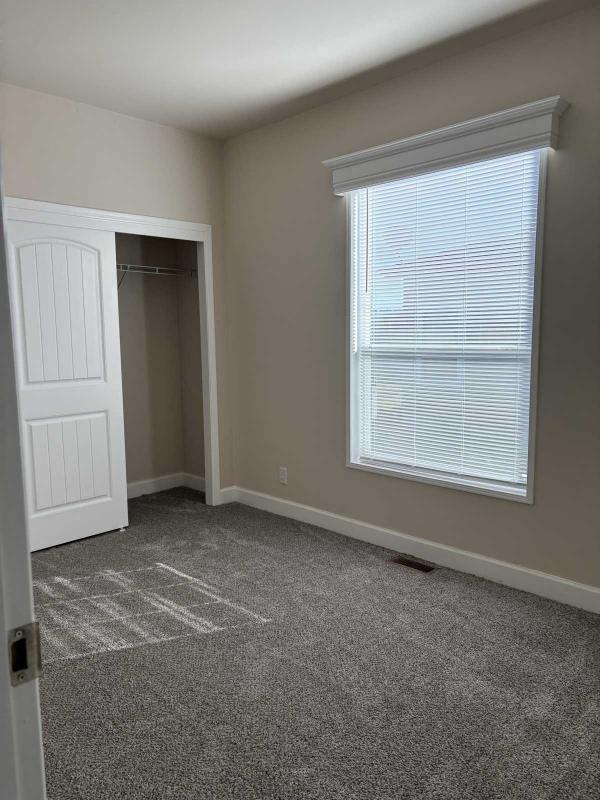 2019 Champion 11223 CT Manufactured Home