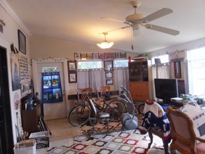 Photo 4 of 11 of home located at 19192 Indian Wells Ct North Fort Myers, FL 33903